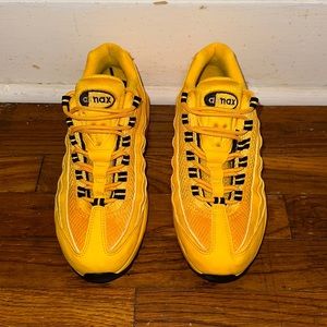 Nike Air Max 90 NYC Taxi 6.5Y 🚕🗽